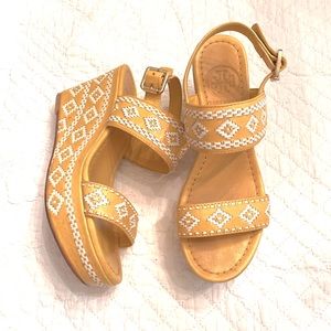 Tory Burch Yellow and White Wedges ✨